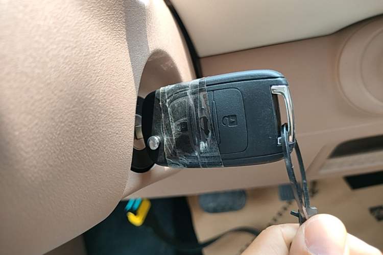 Used Wuling Hongguang MINIEV 2025 Four-Door Version Advanced Edition Vehicle Key