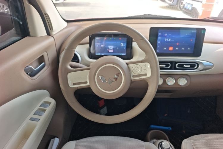Used Wuling Hongguang MINIEV 2025 Four-Door Version Premium Edition Steering Wheel