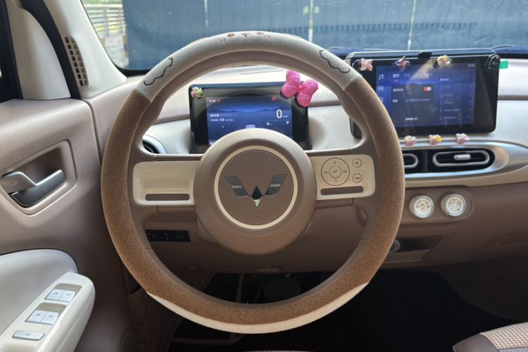 Used Wuling Hongguang MINIEV 2025 Four-Door Version Zhenxiang+ Edition Steering Wheel