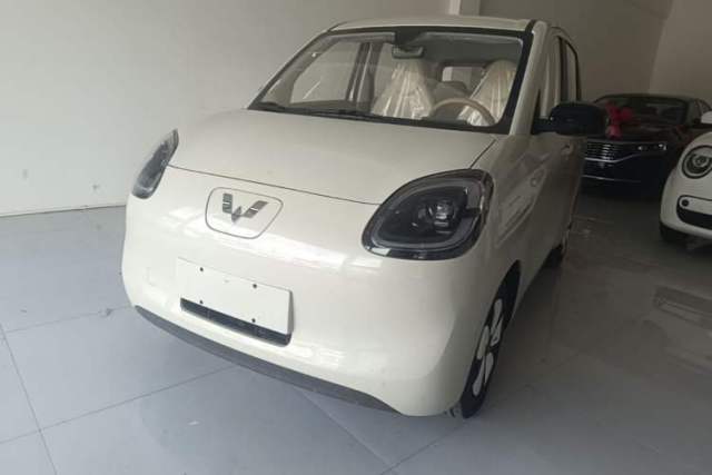 Ojetý Wuling Hongguang MINIEV 2025 Four-Door Version Advanced Edition