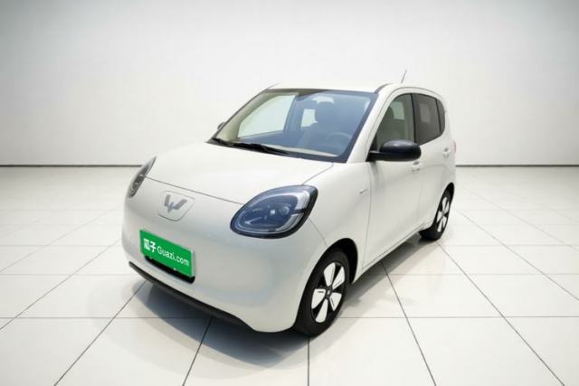 Ojetý Wuling Hongguang MINIEV 2025 Four-Door Version Advanced Edition