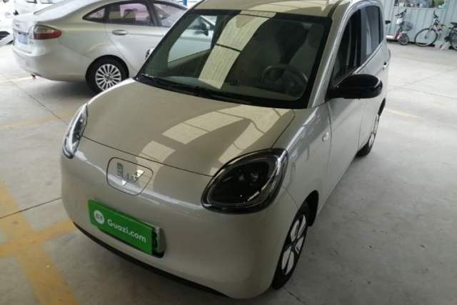 Ojetý Wuling Hongguang MINIEV 2025 Four-Door Version Advanced Edition