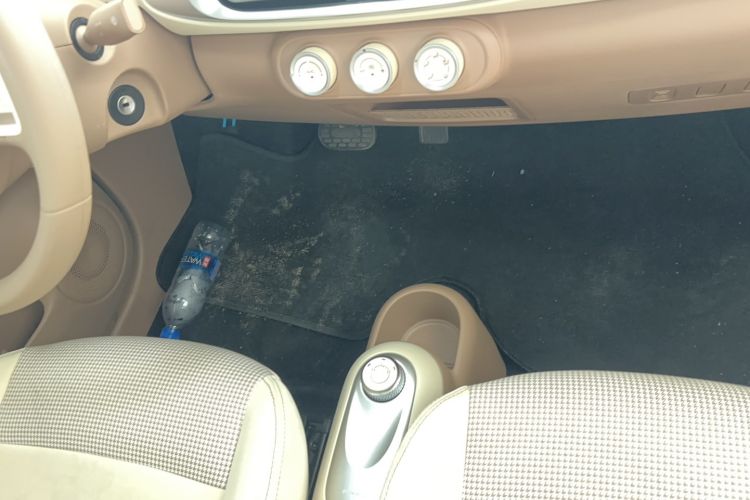 Used Wuling Hongguang MINIEV 2025 Four-Door Version Advanced Edition Audio And AC Panel