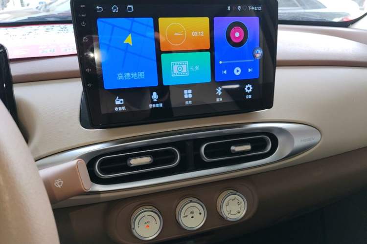 Used Wuling Hongguang MINIEV 2025 Four-Door Version Advanced Edition Audio And AC Panel