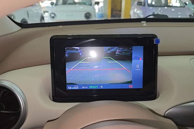 Used Wuling Hongguang MINIEV 2025 Four-Door Version Advanced Edition Audio And AC Panel