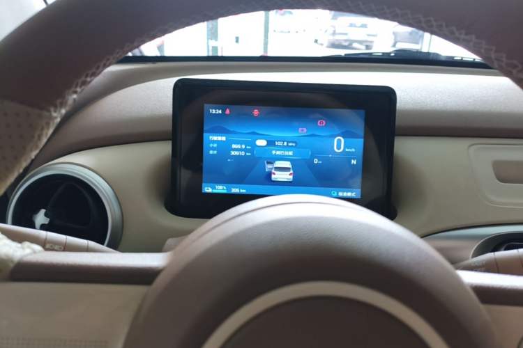 Used Wuling Hongguang MINIEV 2025 Four-Door Version Advanced Edition Audio And AC Panel