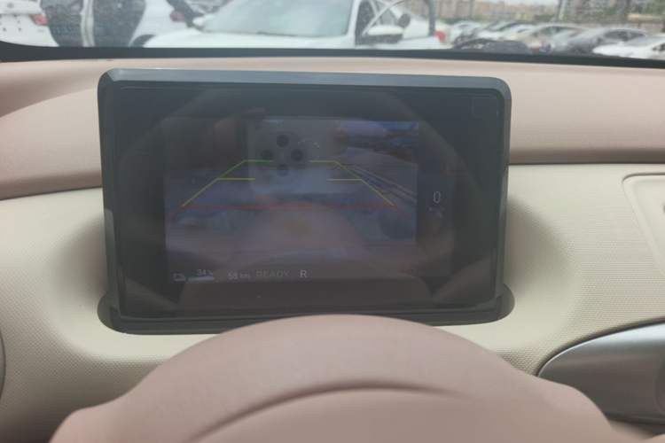 Used Wuling Hongguang MINIEV 2025 Four-Door Version Advanced Edition Audio And AC Panel