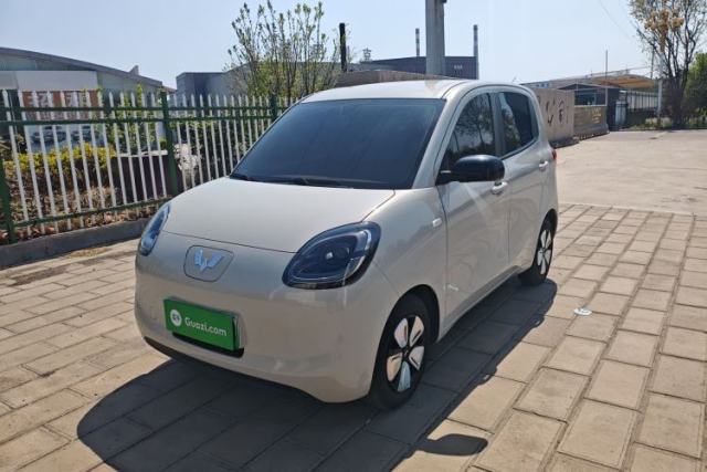 Ojetý Wuling Hongguang MINIEV 2025 Four-Door Version Advanced Edition