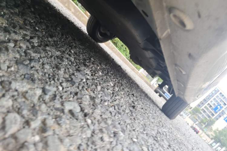 Used Wuling Hongguang MINIEV 2025 Four-Door Version Advanced Edition Chassis Front Left