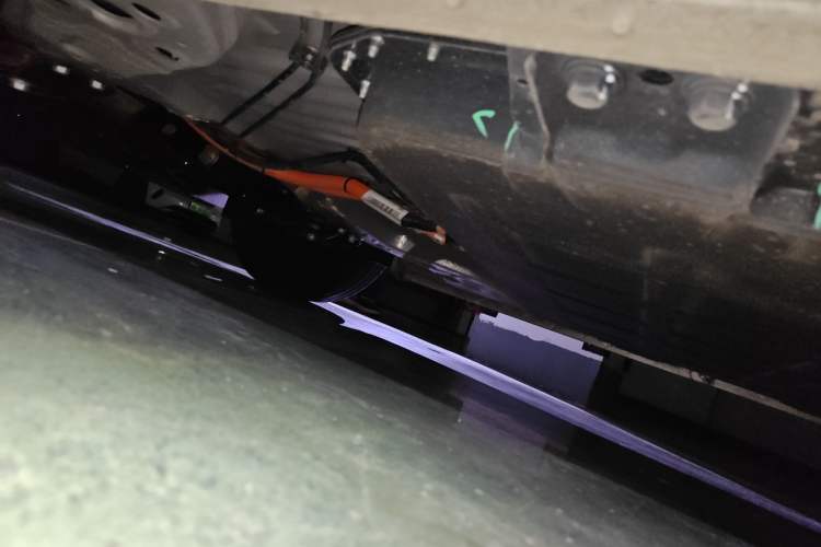 Used Wuling Hongguang MINIEV 2025 Four-Door Version Advanced Edition Chassis Front Left