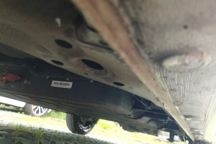 Used Wuling Hongguang MINIEV 2025 Four-Door Version Advanced Edition Chassis Front Left