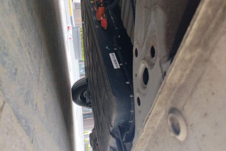 Used Wuling Hongguang MINIEV 2025 Four-Door Version Advanced Edition Chassis Front Left