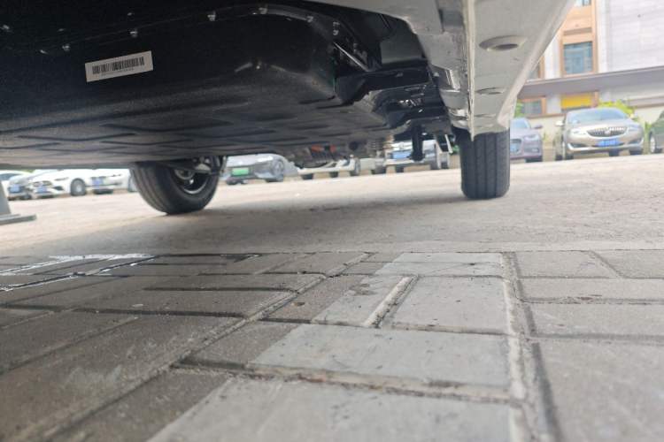 Used Wuling Hongguang MINIEV 2025 Four-Door Version Advanced Edition Chassis Front Left