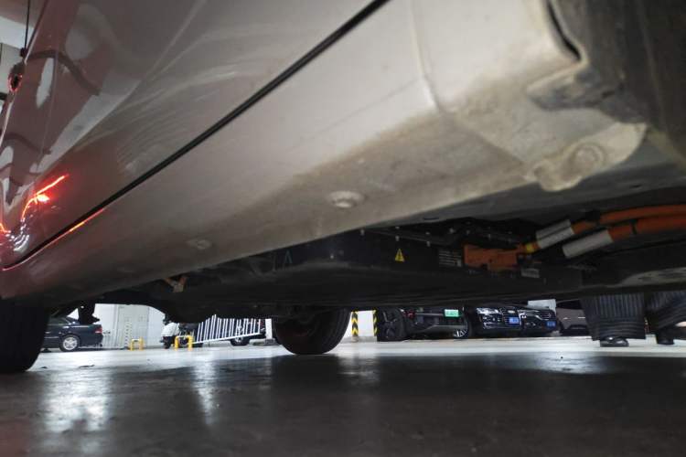 Used Wuling Hongguang MINIEV 2025 Four-Door Version Advanced Edition Chassis Front Right