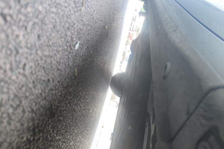 Used Wuling Hongguang MINIEV 2025 Four-Door Version Advanced Edition Chassis Front Right