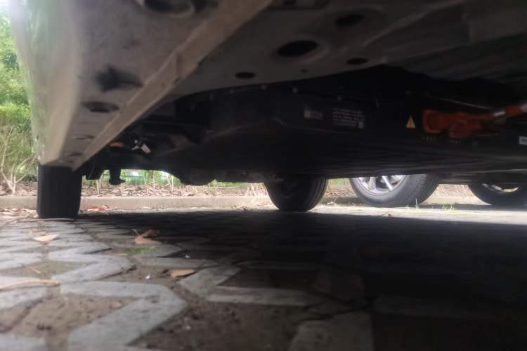 Used Wuling Hongguang MINIEV 2025 Four-Door Version Premium Edition Chassis Front Right