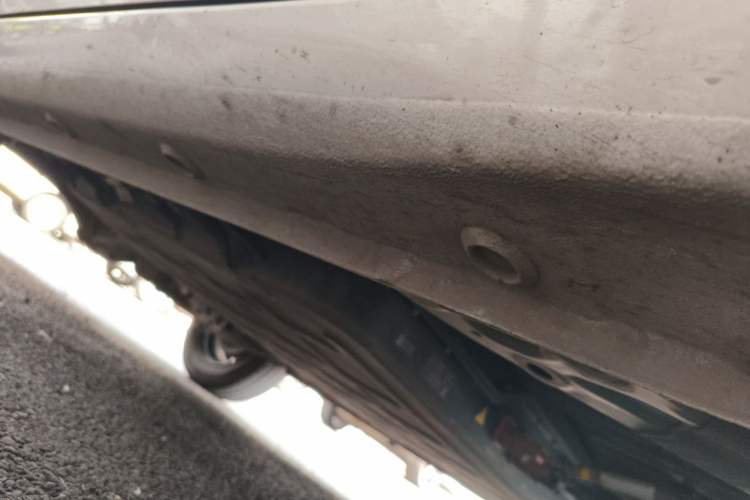 Used Wuling Hongguang MINIEV 2025 Four-Door Version Advanced Edition Chassis Front Right
