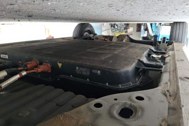 Used Wuling Hongguang MINIEV 2025 Four-Door Version Advanced Edition Chassis Front Right