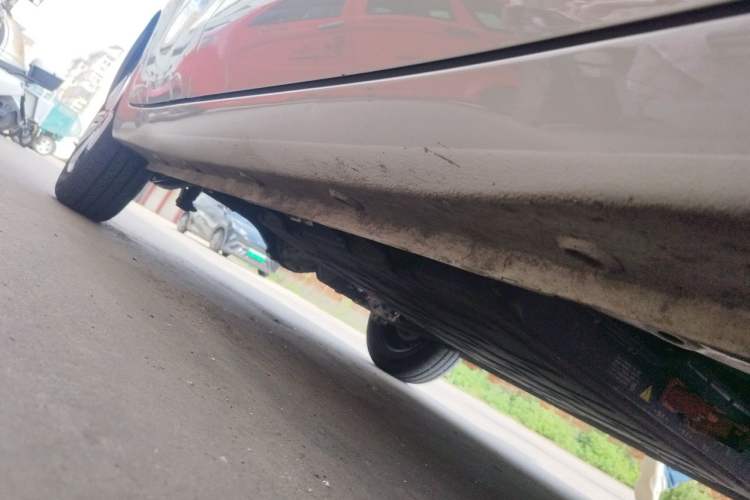 Used Wuling Hongguang MINIEV 2025 Four-Door Version Advanced Edition Chassis Front Right