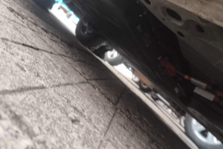 Used Wuling Hongguang MINIEV 2025 Four-Door Version Advanced Edition Chassis Front Right