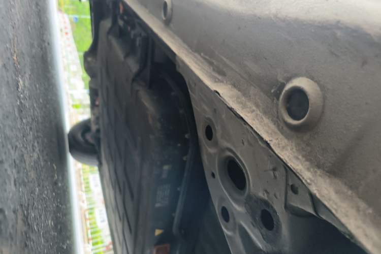 Used Wuling Hongguang MINIEV 2025 Four-Door Version Advanced Edition Chassis Front Right