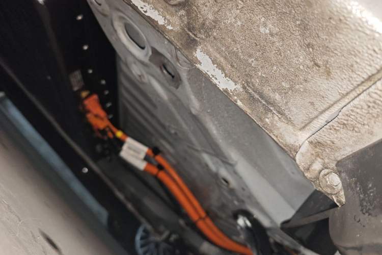 Used Wuling Hongguang MINIEV 2025 Four-Door Version Advanced Edition Chassis Front Right