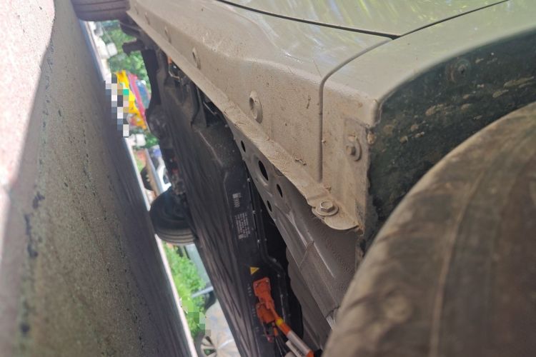 Used Wuling Hongguang MINIEV 2025 Four-Door Version Advanced Edition Chassis Front Right