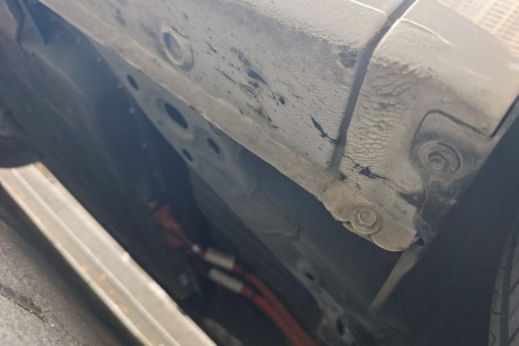 Used Wuling Hongguang MINIEV 2025 Four-Door Version Advanced Edition Chassis Front Right