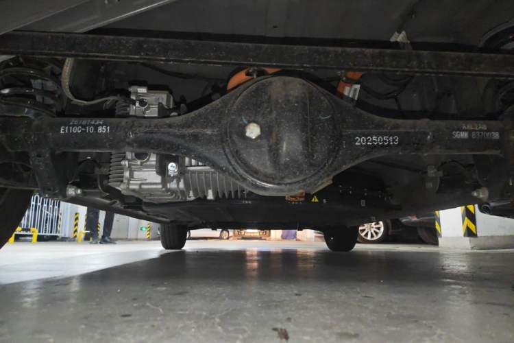 Used Wuling Hongguang MINIEV 2025 Four-Door Version Advanced Edition Chassis Rear