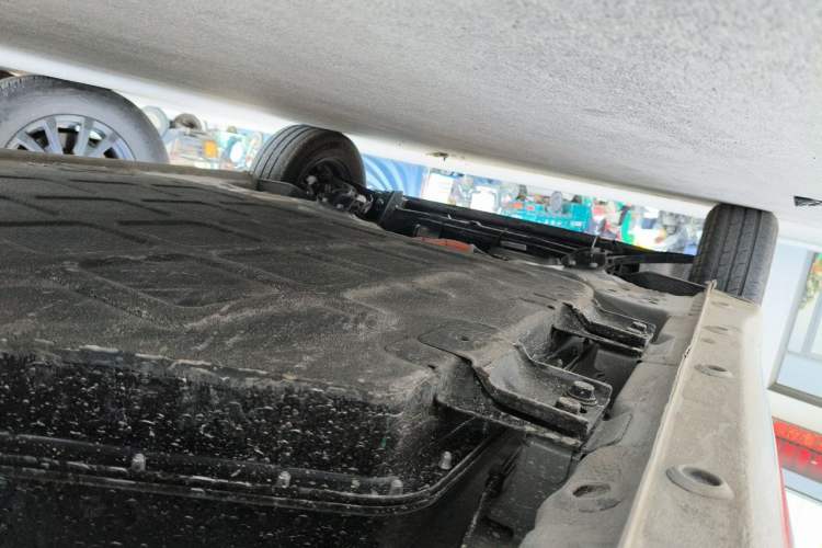 Used Wuling Hongguang MINIEV 2025 Four-Door Version Advanced Edition Chassis Rear Left