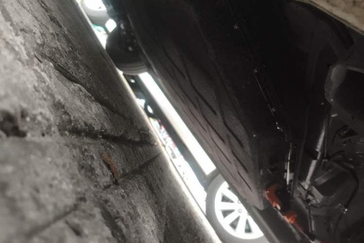 Used Wuling Hongguang MINIEV 2025 Four-Door Version Advanced Edition Chassis Rear Left