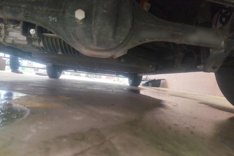 Used Wuling Hongguang MINIEV 2025 Four-Door Version Zhenxiang+ Edition Chassis Rear