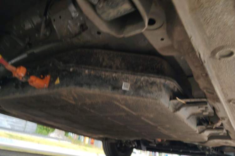 Used Wuling Hongguang MINIEV 2025 Four-Door Version Advanced Edition Chassis Rear Right