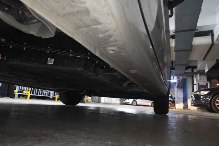Used Wuling Hongguang MINIEV 2025 Four-Door Version Advanced Edition Chassis Rear Right