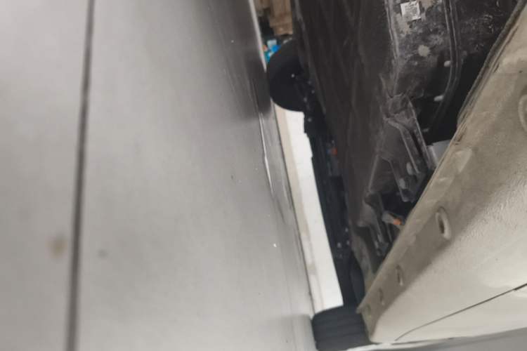 Used Wuling Hongguang MINIEV 2025 Four-Door Version Advanced Edition Chassis Rear Right