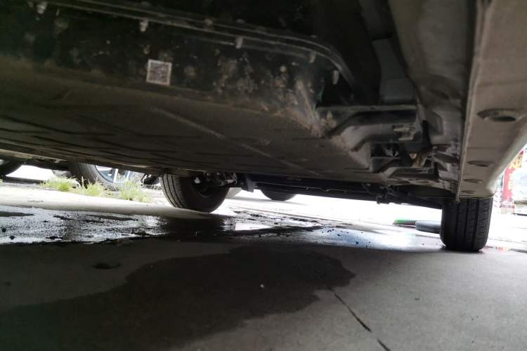 Used Wuling Hongguang MINIEV 2025 Four-Door Version Advanced Edition Chassis Rear Right
