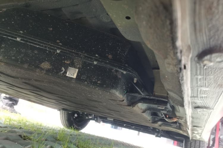 Used Wuling Hongguang MINIEV 2025 Four-Door Version Advanced Edition Chassis Rear Right