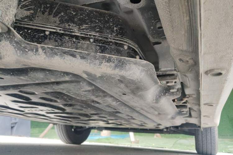 Used Wuling Hongguang MINIEV 2025 Four-Door Version Advanced Edition Chassis Rear Right