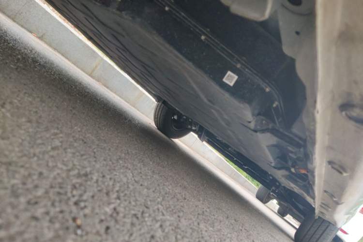 Used Wuling Hongguang MINIEV 2025 Four-Door Version Advanced Edition Chassis Rear Right