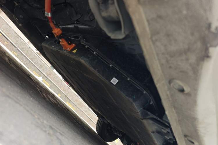 Used Wuling Hongguang MINIEV 2025 Four-Door Version Advanced Edition Chassis Rear Right
