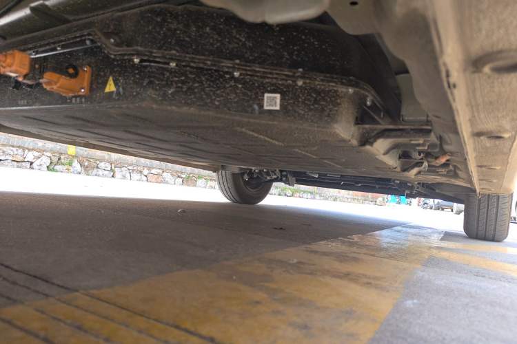 Used Wuling Hongguang MINIEV 2025 Four-Door Version Advanced Edition Chassis Rear Right