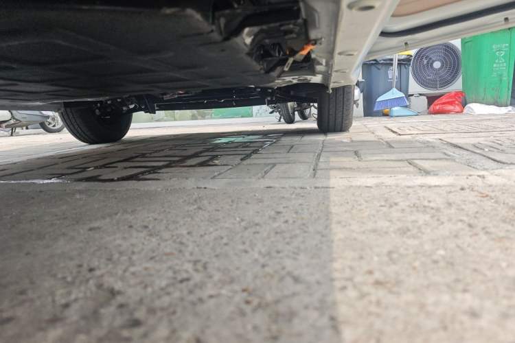 Used Wuling Hongguang MINIEV 2025 Four-Door Version Advanced Edition Chassis Rear Right