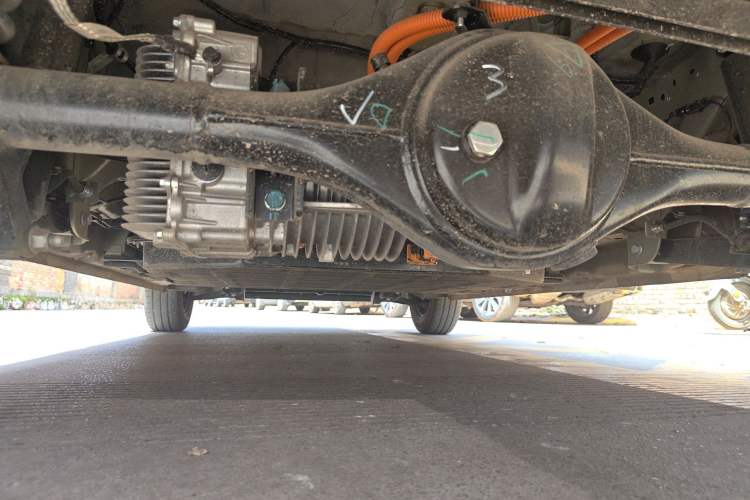 Used Wuling Hongguang MINIEV 2025 Four-Door Version Advanced Edition Chassis Rear