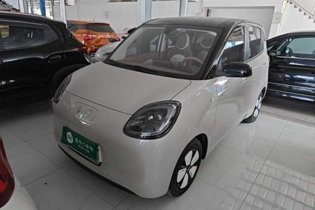 Ojetý Wuling Hongguang MINIEV 2025 Four-Door Version Zhenxiang+ Edition
