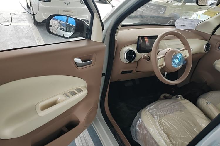Used Wuling Hongguang MINIEV 2025 Four-Door Version Advanced Edition Driver Seat