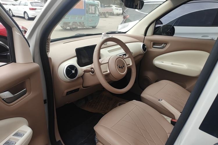 Used Wuling Hongguang MINIEV 2025 Four-Door Version Advanced Edition Driver Seat
