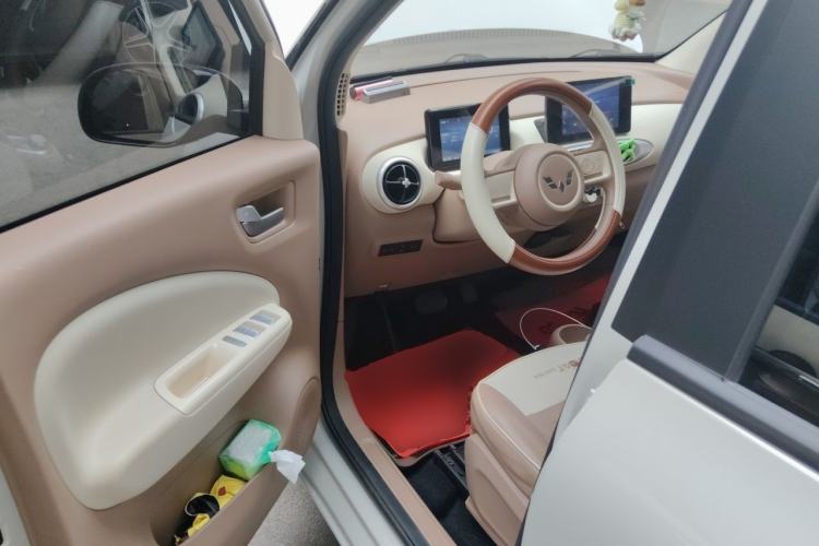Used Wuling Hongguang MINIEV 2025 Four-Door Version Zhenxiang+ Edition Driver Seat