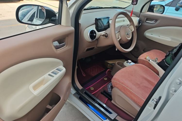 Used Wuling Hongguang MINIEV 2025 Four-Door Version Advanced Edition Driver Seat