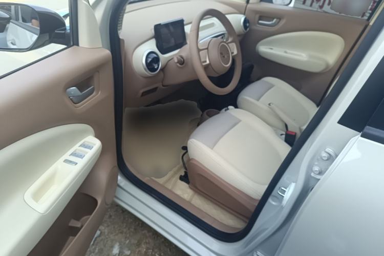 Used Wuling Hongguang MINIEV 2025 Four-Door Version Advanced Edition Driver Seat