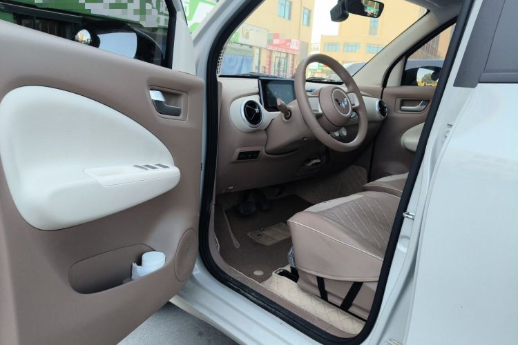 Used Wuling Hongguang MINIEV 2025 Four-Door Version Advanced Edition Driver Seat